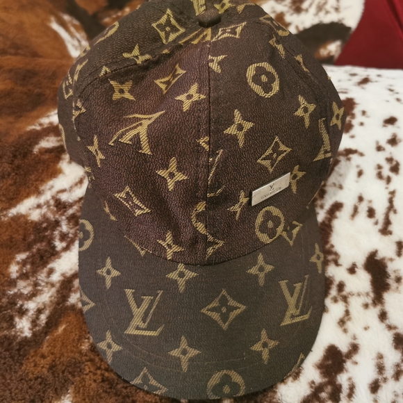 Vintage Louis Vuitton Monogram Hat - Picture 4 of 6